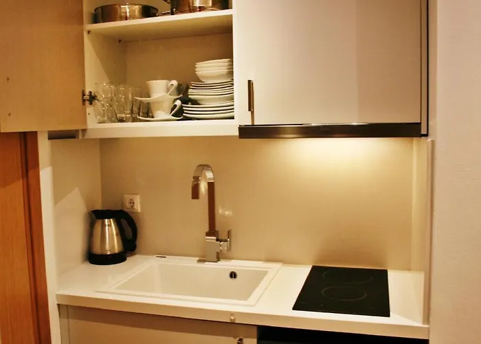 ليندوس بيوتي شقة *